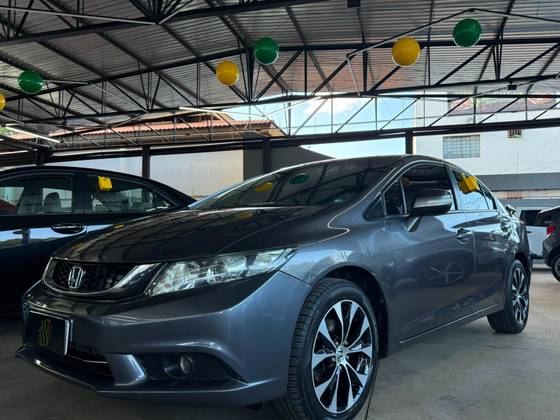 HONDA CIVIC 2.0 LXR 16V FLEX 4P AUTOMÁTICO HONDA CIVIC 2.0 LXR 16V FLEX 4P AUTOMÁTICO